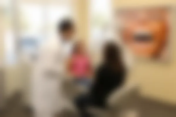 宜兴口腔医院推出超值拔牙优惠，原价500元起现仅需300元起，助您轻松应对口腔困扰，享受优质服务。