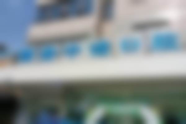 2、医院性质 / 资质备案