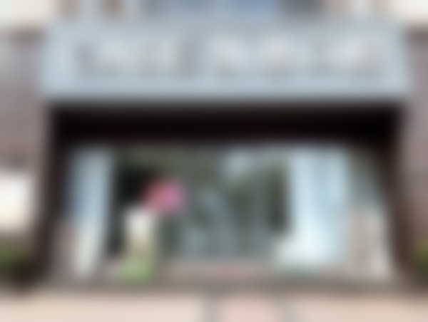 3、医院地址电话 / 营业时间