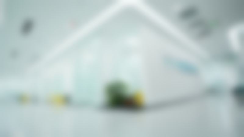 二、价格全解析：团圆口腔医生做爱尔创全瓷牙多少钱？费用是否透明？