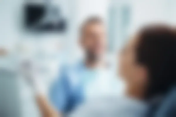 华容皇贝口腔医院