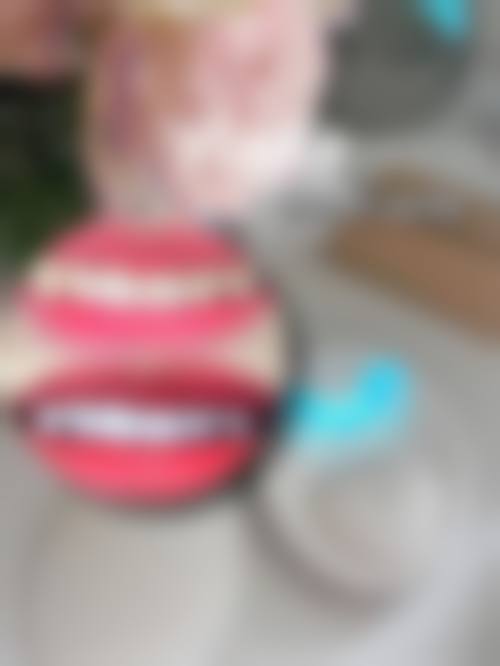 二、牙齿美白和烤瓷牙的美白成效对比