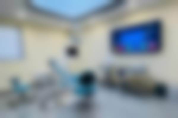 三、柳州岭南人人种口腔门诊部正规靠谱吗
