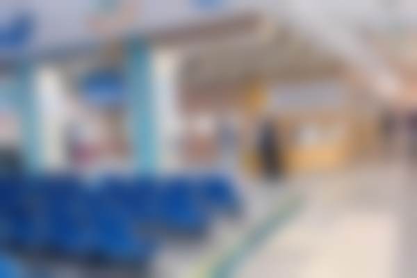 辽宁爱尔眼科医院地理位置便于到院。