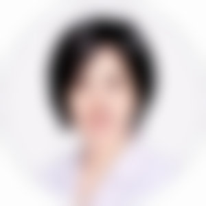 四川大学华 西医院眼科医生团队经验稳定。