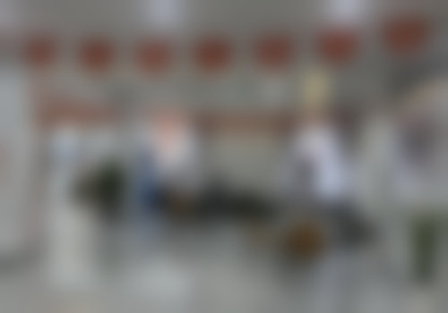 种植牙避坑指南——郑文杰医生教你如何选择?