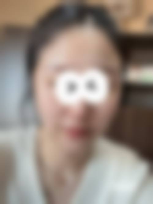黔南州中医院美容科地理位置便于到院。
