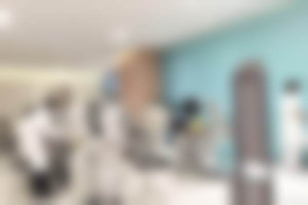 南宁爱尔王俊医生专精吗？泪道微创诊疗经验多